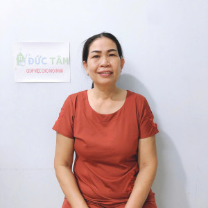 Cô Tám, sinh năm 1973, quê quán Quảng Ngãi. - Công việc mong muốn: Giúp việc nhà, phụ chăm bé.