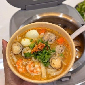 Tìm Liền Chị 55 Tuổi Đến Giúp Việc Nhà