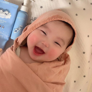 Tuyển gấp chị chăm em bé tại quận 1