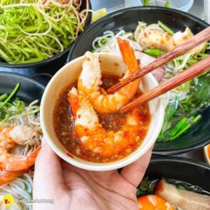 TÌM NGƯỜI GIÚP VIỆC VÀ CHĂM BÀ – BAO ĂN Ở - 10 TRIỆU