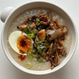 CẦN GẤP NGƯỜI CHĂM BÀ BỊ TAI BIẾN LƯƠNG 11 TRIỆU