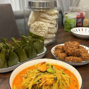 Gia Đình Em Đang Tìm Chị Giúp Việc Nhà