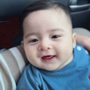 Tuyển cô về chăm bé 9 tháng ở quận 3 lương 10 triệu