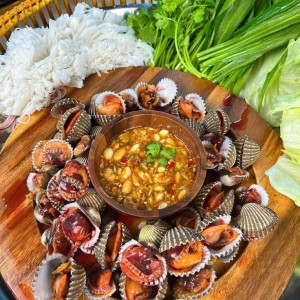 📌 TUYỂN CÔ GIÚP VIỆC NHÀ ĂN Ở LẠI