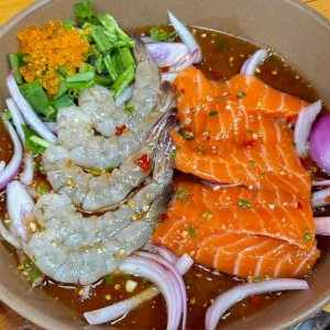 NHÀ EM 6 THÀNH VIÊN CẦN TUYỂN CHỊ GIÚP VIỆC NẤU ĂN NGON.