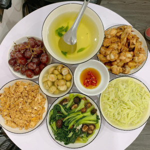 Cần cô nấu ăn, làm việc nhà làm sáng đi chiều về ở Tân Bình lương 8 triệu