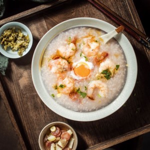 CẦN TÌM GẤP NGƯỜI CHĂM ÔNG BIẾT CHO ĂN BẰNG ĐƯỜNG ỐNG