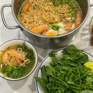 TUYỂN CÔ GIÚP VIỆC NHÀ ĐI VỀ QUẬN 4