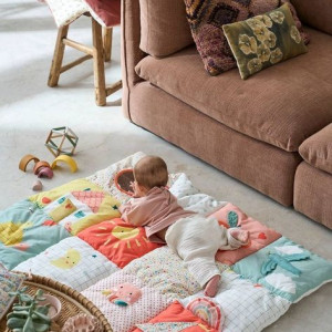 CẦN GẤP CHỊ CHĂM BÉ 9 THÁNG LÀM Ở LẠI CHUNG CƯ QUẬN 8