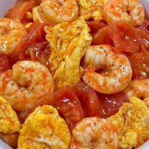 Nhà mặt tiền đường Điện Biên Phủ, Q10 - Lương 9tr bao ăn ở lại