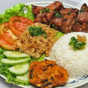 TÌM CHỊ GIÚP VIỆC LƯƠNG CAO