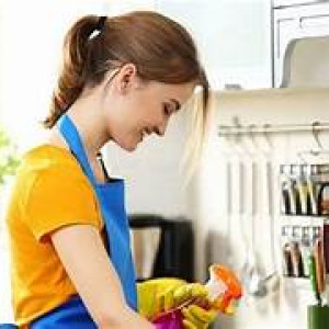 Tuyển chị tạp vụ nhà hàng đi về tại đường cô Giang Q1