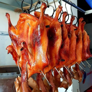 TUYỂN 2 ANH BÁN VỊT QUAY BAO ĂN Ở LẠI QUẬN 6 LƯƠNG 8,5TR