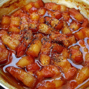 Gia đình đang tuyển chị giúp việc, làm bao ăn ở, có phòng riêng ở Tân Bình