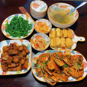 Cần Gấp Chị Đến Nội Trợ Gia Đình Bap Ăn Ở Lại