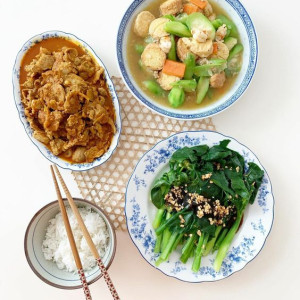 Tuyển chị GV ở quận 12, bao ăn ở lại.