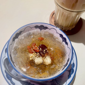 CẦN GẤP CÔ CHĂM BÀ LỚN TUỔI LƯƠNG 11 TRIỆU