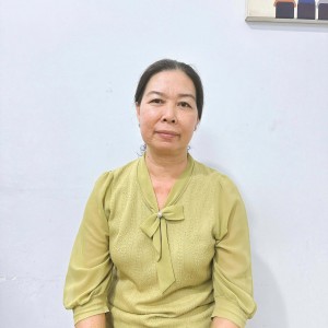 CHỊ CÚC MIỀN TÂY HIỀN LÀNH GIÚP VIỆC NẤU ĂN NGON, PHỤ QUÁN ĂN: 0906906537 ( có zalo)