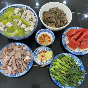 Tuyển gấp chị giúp việc ở lai giúp việc nhà ở cùng bà tại bình thuận: 0978609760