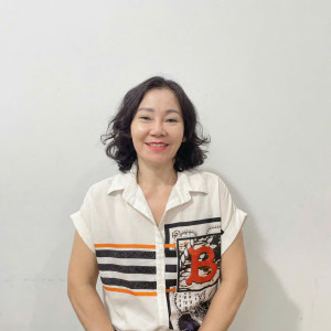 Chị: Thúy, 50t, mong muốn: Giúp việc nhà, phụ chăm bé.