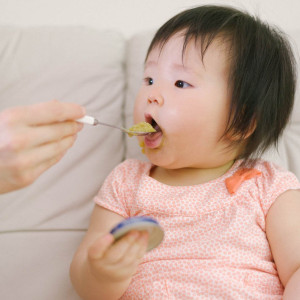 Tuyển chị chăm em bé bao ăn ở tại tân bình