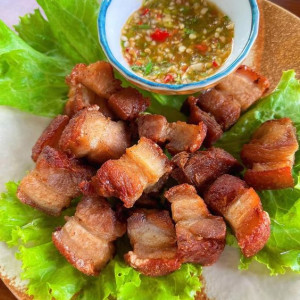 Cần Gấp cô chăm bé 1 tuổi ăn ở lại làm chung cư quận 2