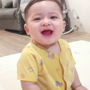 VỢ CHỒNG EM CẦN CÔ VỀ CHĂM SÓC BÉ LƯƠNG 10 TRIỆU Ở QUẬN 3