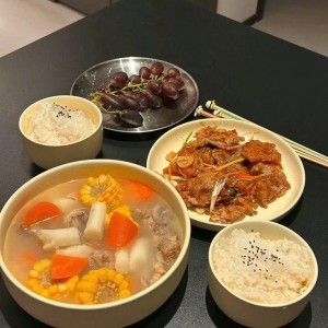 ✅ TUYỂN CÔ GIÚP VIỆC Ở LẠI – NHÀ VƯỜN (BÌNH DƯƠNG)