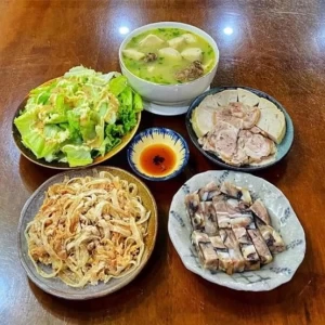 Tìm chị giúp việc nhà bao ăn ở lại