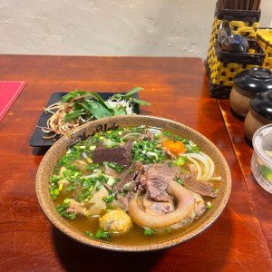 EM CẦN TÌM CHỊ NẤU ĂN Ở LẠI CHO GIA ĐÌNH TẠI QUẬN 7