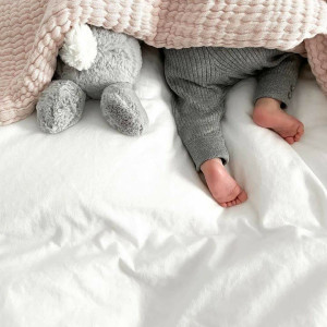 Cần chị chăm bé - Ăn Ở Lại - 10 Triệu