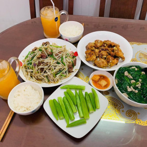 Cần chị giúp việc nhà có thể nhận ở lại với gia đình