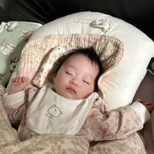 Cần  cô chăm bé 2 tháng ở quận 5 lương 13 triệu