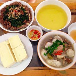 Gia Đình Có 4 Thành Viên Cần Chị Đến Hỗ Trợ Việc Nhà