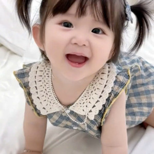 Em Đang Cần Một Chị Chăm Sóc Bé Tốt