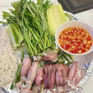 Vợ Chồng Em Đang Cần Tìm Chị Đến Nội Trợ