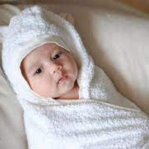 Gia Đình Tìm Chị Hiền Lành Yêu Trẻ Đến Chăm Nom Tốt