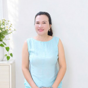 CHỊ HIỀN HIỀN LÀNH CHUYÊN CHĂM SÓC EM BÉ, CHĂM SÓC BÀ : 0906906537 ( CÓ ZALO)