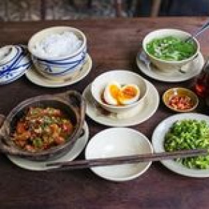 CHUNG CƯ 2 PHÒNG NGỦ Ở QUẬN 6 LƯƠNG 13 TRIỆU CẦN CÔ VỀ GIÚP VIỆC NHÀ.