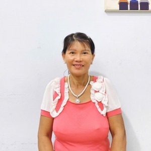 CHỊ QUÊ MIỀN TRUNG  HIỀN LÀNH CHỊU KHÓ THIỆN CHÍ TÌM VIỆC LÂU DÀI