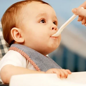 Cần tuyển gấp chị chăm em bé 1 tuổi