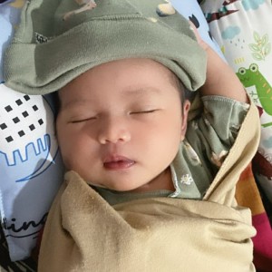 Cần tuyển chị chăm em bé 1 tháng tuổi tại bệnh viện Từ Dũ Q1