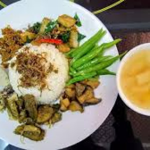 Quán chay em cần tuyển gấp  chị phụ quán làm ở lại tại Q12