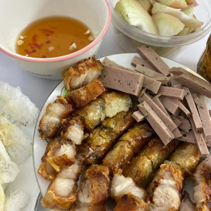 Cần chị giúp việc nhà làm buổi chiều tại Hóc Môn lương 5 triệu