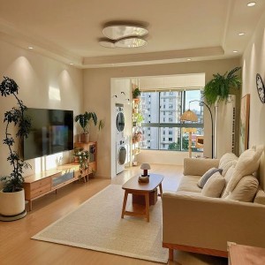Tìm gấp chị giúp việc nhà tại Q1 : 0978609760 ( có zalo)