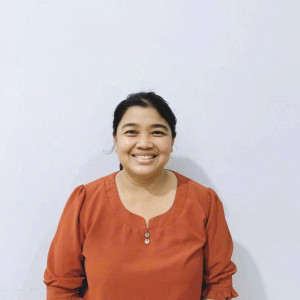 Chị Huyền, sinh năm 1974, quê Gia Lai - Công việc mong muốn: giúp việc nhà phụ chăm bé