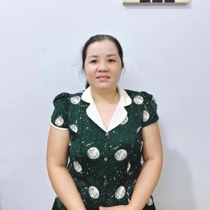 CHỊ NẤU ĂN NGON , GIÚP VIỆC NHÀ GIỎI LÀM TẾT ĐƯỢC 