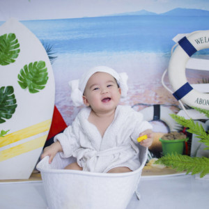 Tìm Chị Giỏi Chăm Bé Có Thể Ở Lại Với Gia Đình Dưới 45 Tuổi