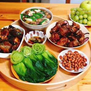 Tuyển chị giúp việc cho nhà anh chị chủ ở quận 5.