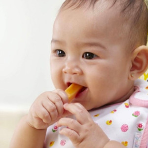 Tuyển cô giúp việc chăm em đi về tại Bình Tân